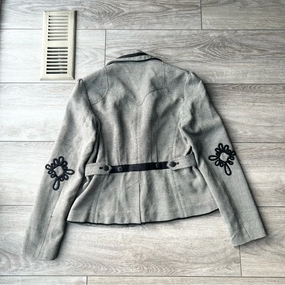 Tristan & Iseut Wool Blend Puff Sleeve Embroidery Blazer - Picture 10 of 15